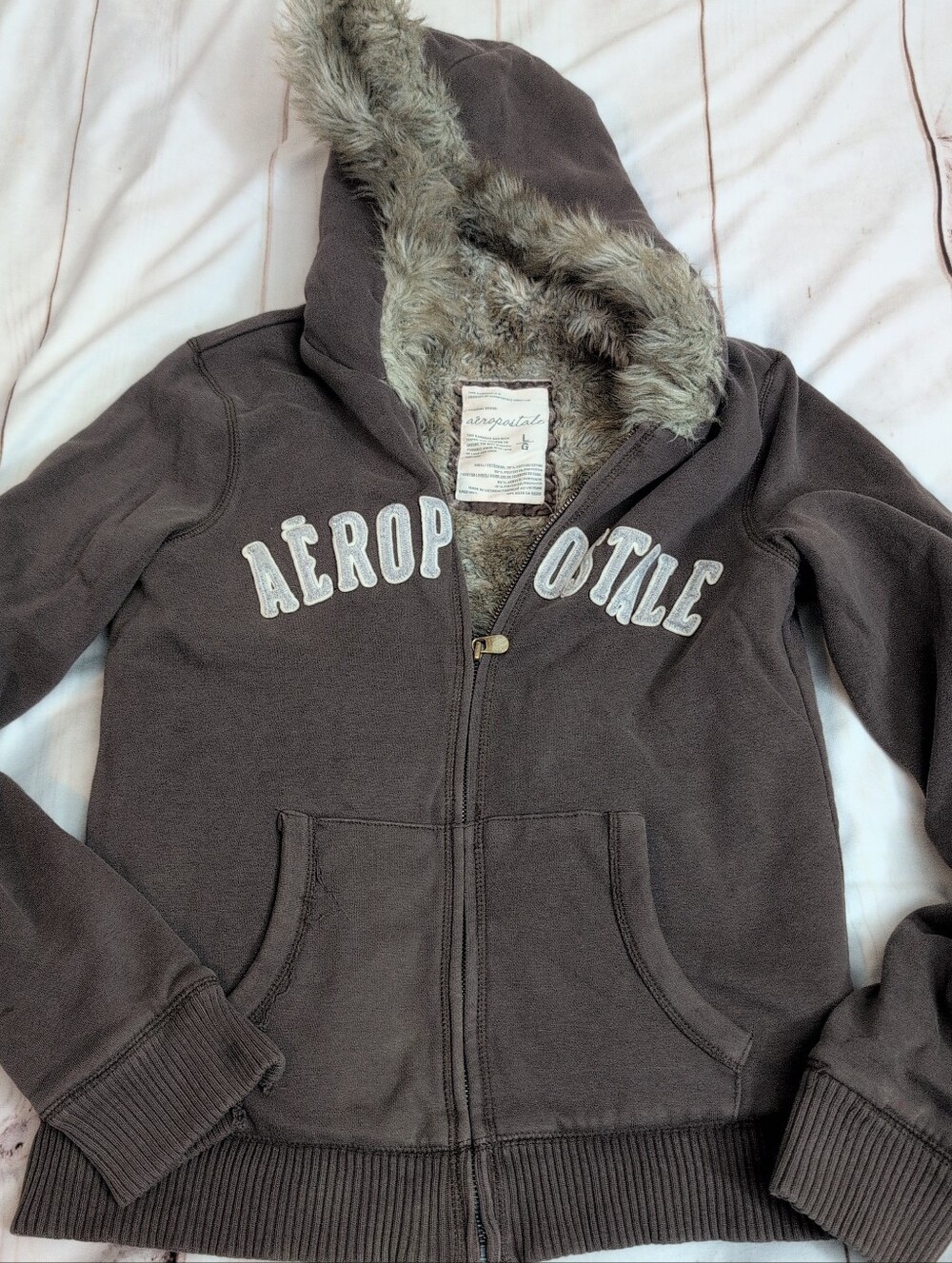 Aeropostale Women’s Large Y2K Faux Fur Hood Zip Hoodie Brown Viral Distressed